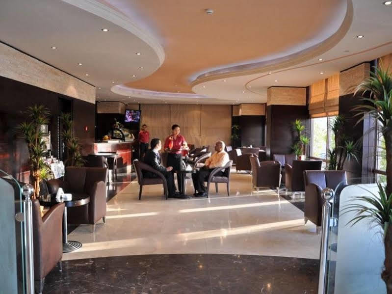 City Hotel Рас-эль-Хайма Экстерьер фото